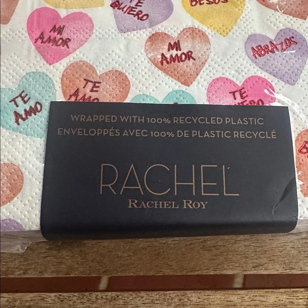 RACHEL Rachel Roy Spanish heart phrase napkins set of 40